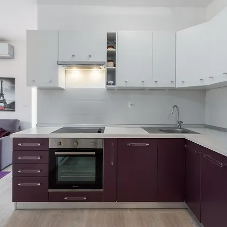 Enny Apartment Porec